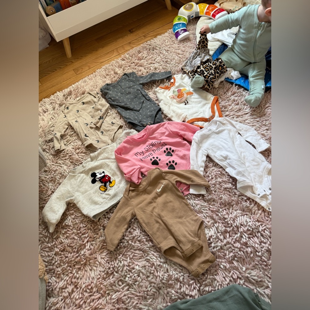 6-9 month long sleeve bodysuits